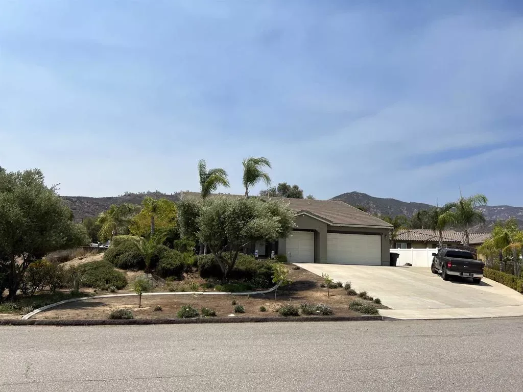 Property Photo:  20841 Sundrops Lane  CA 92595 