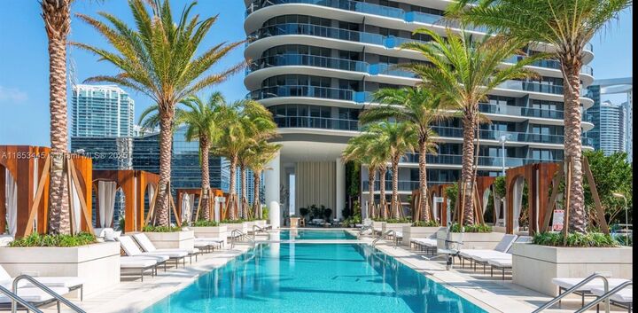 Property Photo:  801 S Miami Ave 2503  FL 33130 