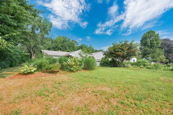 Property Photo:  15 Pilgrim Drive  CT 06095 
