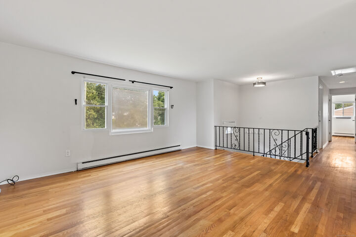 Property Photo:  20 Lancaster Place  CT 06905 