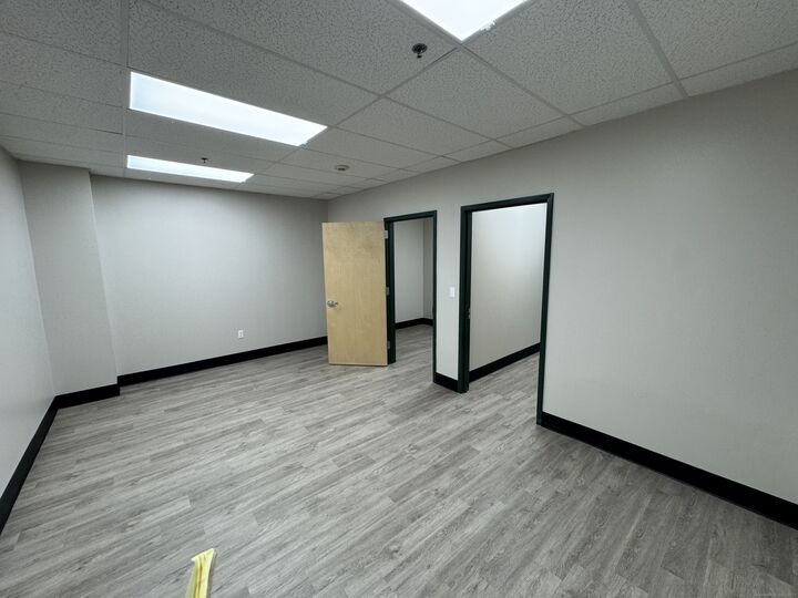 Property Photo:  255 Route 80 B-1  CT 06419 