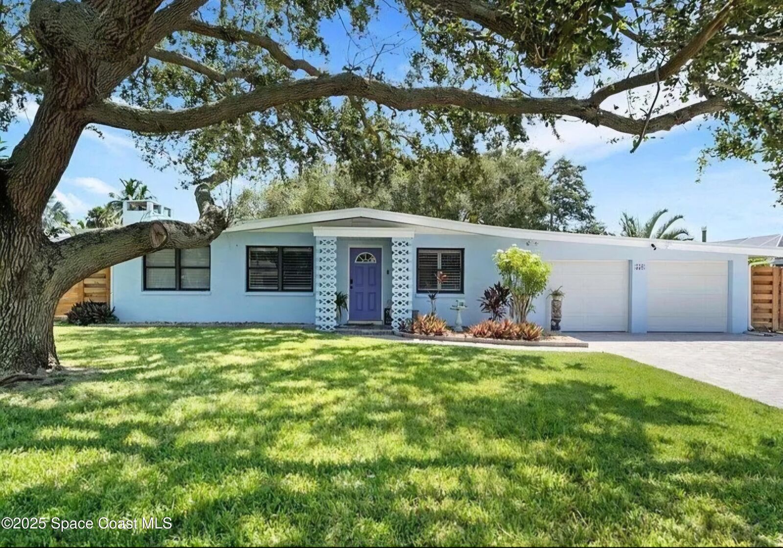 Property Photo:  550 Capri Road  FL 32931 