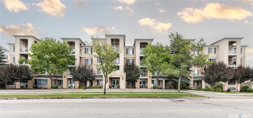 Photo de la propriété:  215 Lowe Road 301  SK S7S 1N1 