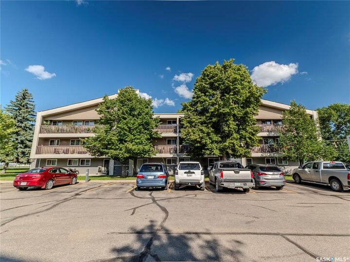 425 115th Street E 1637  Saskatoon SK S7H 2E5 photo