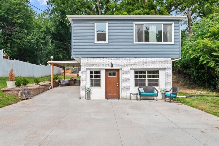 Property Photo:  1329 Madison  Avenue  IA 51503 
