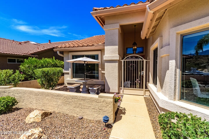 Property Photo:  37614 S Desert Bluff Drive  AZ 85739 