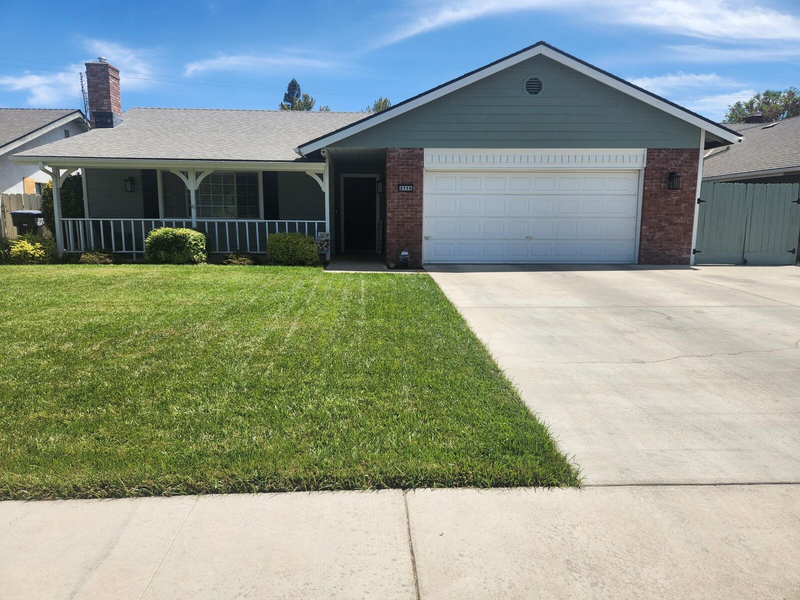 Property Photo:  2110 S Sebastian Court  CA 93277 