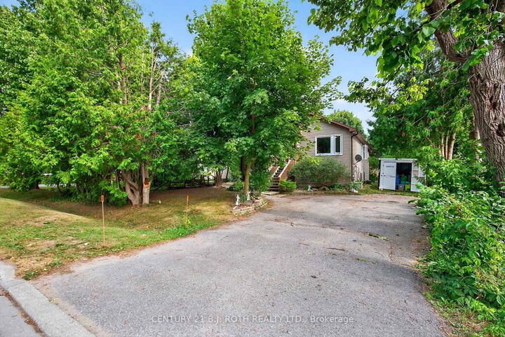 Property Photo: 281 Harvie Road ON L4N 8J5