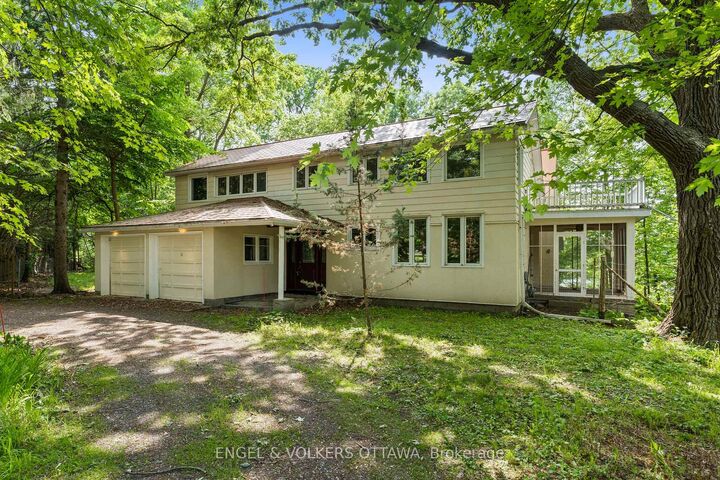 32 Ryeburn Drive  Blossom Park - Airport and Area ON K1V 1H6 photo