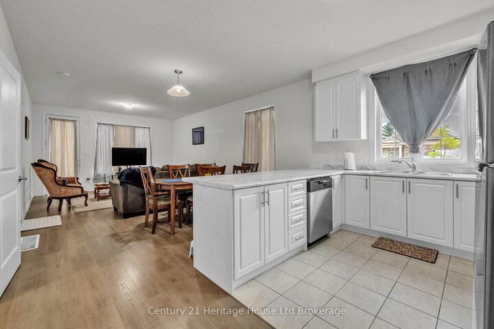 Property Photo:  24 Harwood Street  ON N4G 0J8 