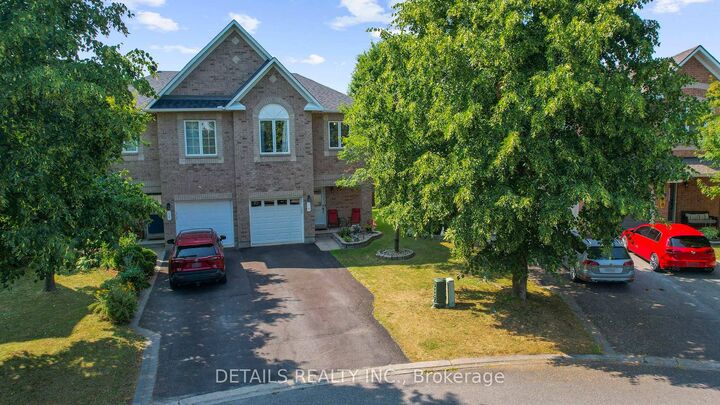 Property Photo:  14 McPeake Place  ON K2K 3K4 