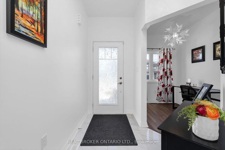 Property Photo:  60 Mabern Street  ON L9J 0J2 