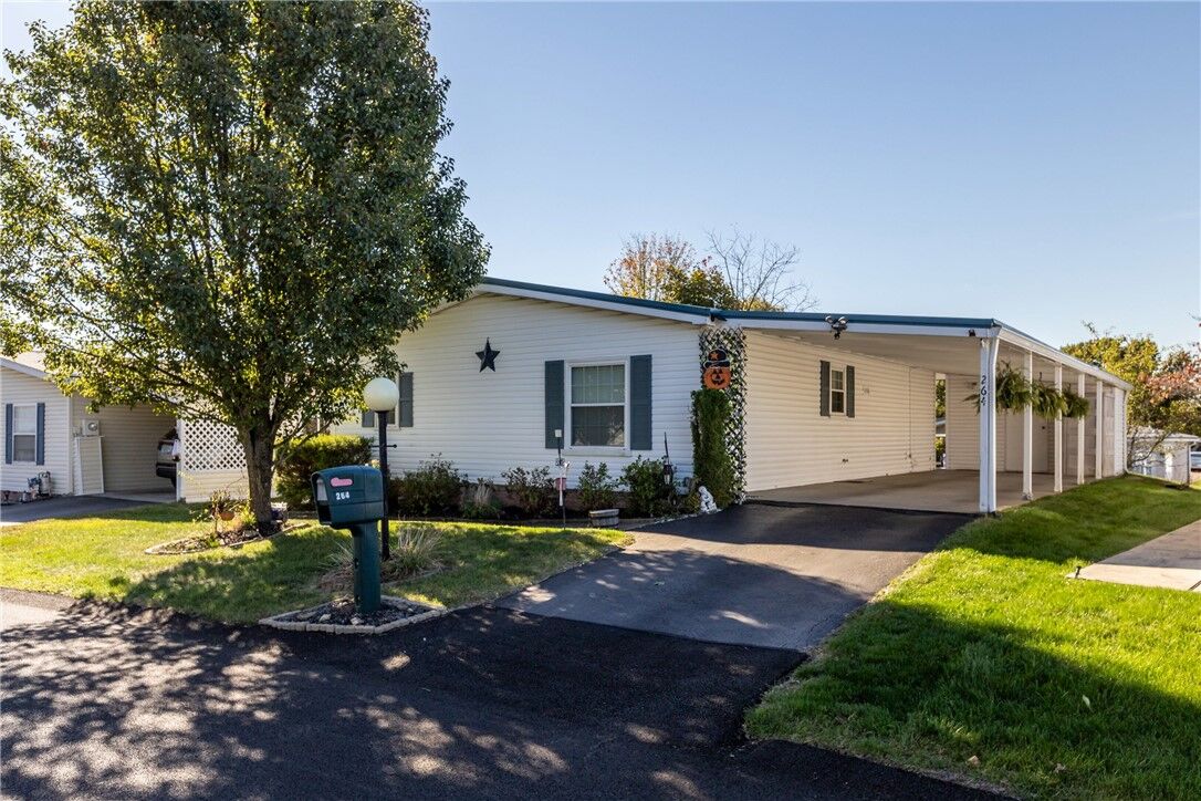 Property Photo: 264 Ridge Ln PA 15668