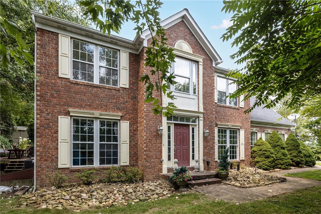 Property Photo:  543 Shrader St  PA 15144 
