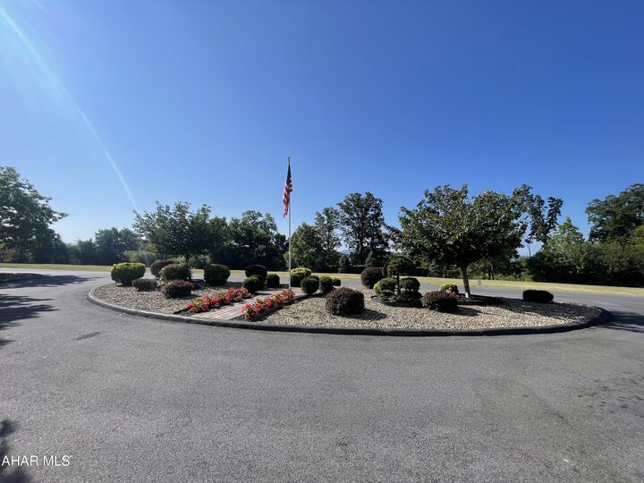 Property Photo: 415 Parkview Lane 303 PA 16601