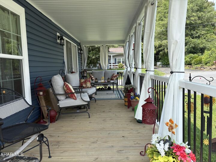 Property Photo:  104 Hill Street  PA 15522 