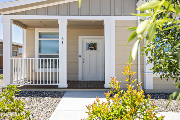 Property Photo:  61 S Copper Canyon Loop  AZ 86322 