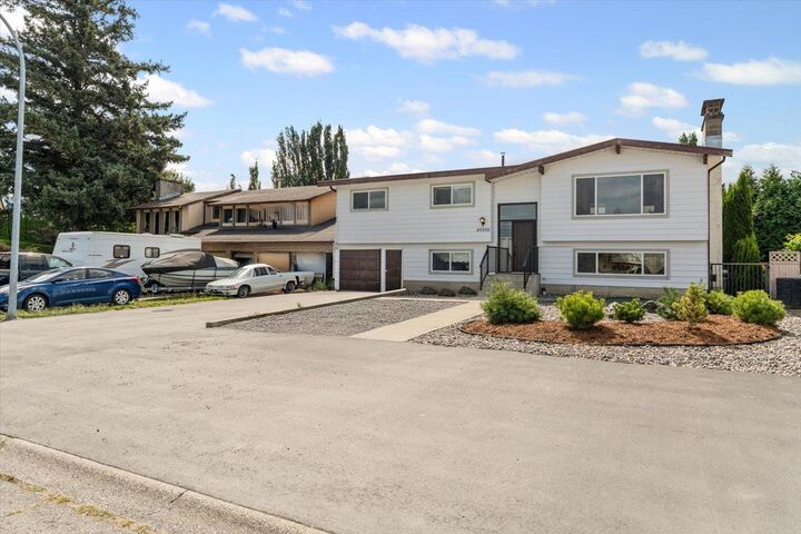 Photo de la propriété:  45500 Concord Avenue  BC V2R 2N7 