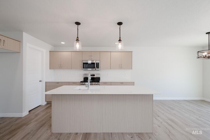 Property Photo: 6245 W Naxos St ID 83646