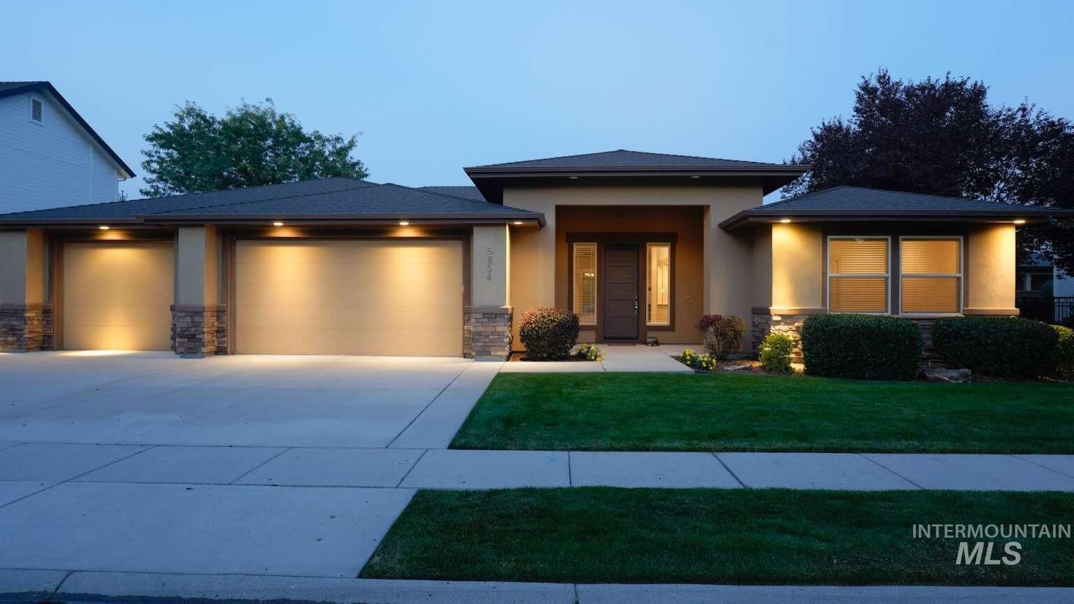 Property Photo:  5854 N Rosa Springs Ave  ID 83646 