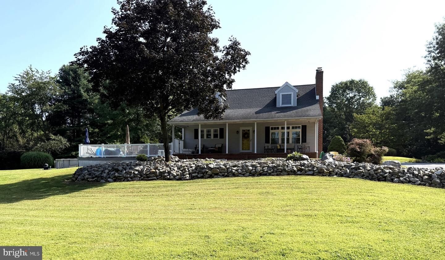 Property Photo:  228 Mountville Drive  PA 17046 