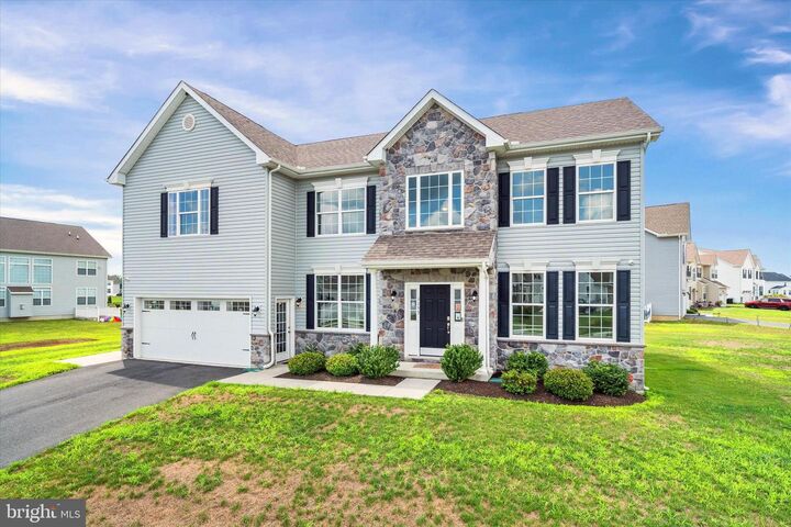 Property Photo: 106 Southall Court Charleston Grand DE 19977