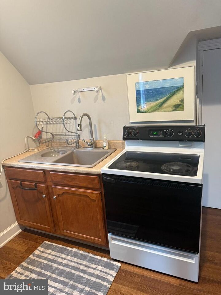 Property Photo:  6174 Irving Avenue C  NJ 08109 