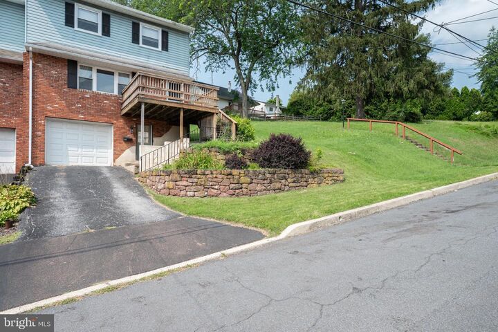 Property Photo:  16 Apple Street  PA 19512 