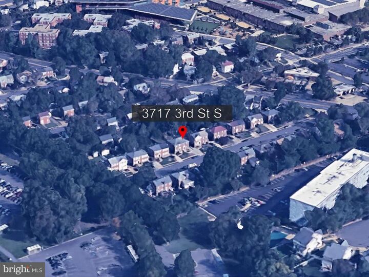 Property Photo:  3717 3rd Street S  VA 22204 