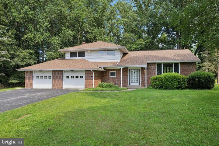 139 Rossiter Avenue  Phoenixville PA 19460 photo
