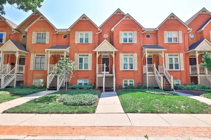 2108 Alpine Place  Cincinnati OH 45206 photo