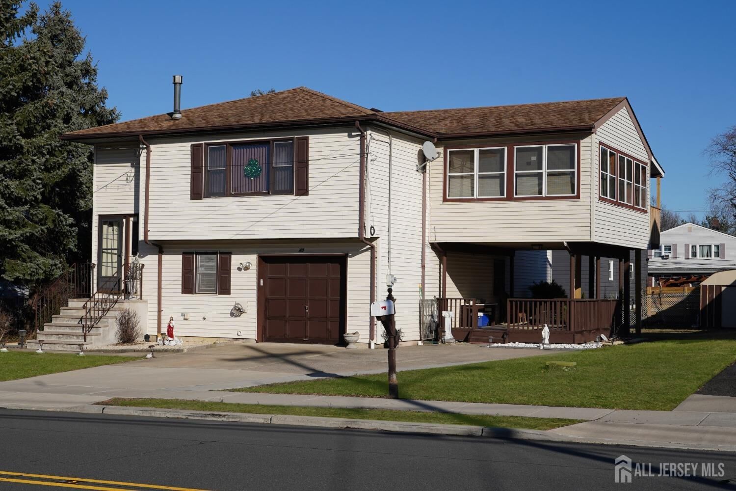 Property Photo:  40 Scott Avenue  NJ 08879 