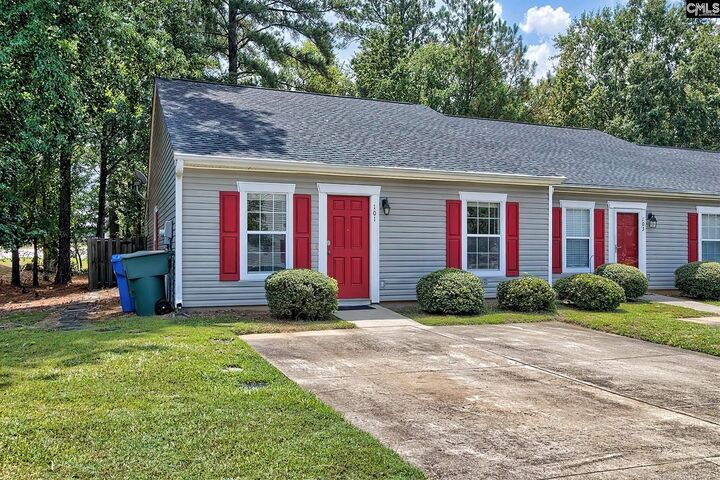 Property Photo: 101 Thorn Tree SC 29212