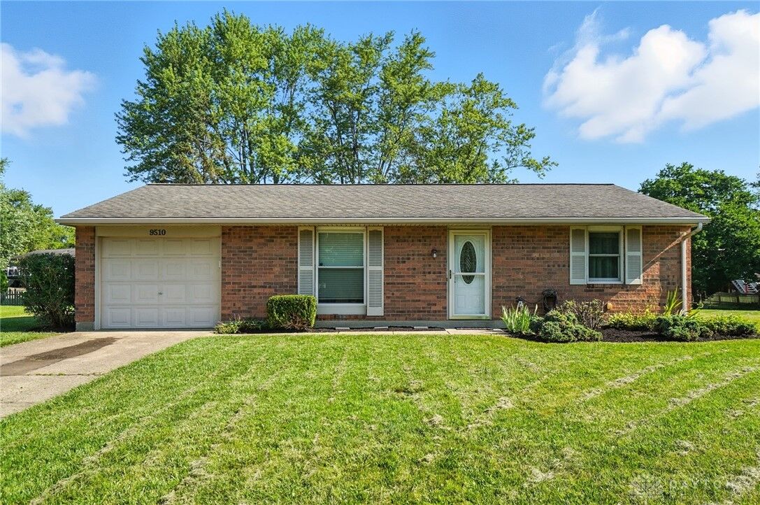 Property Photo:  9510 Stanford Ridge Court  OH 45342 