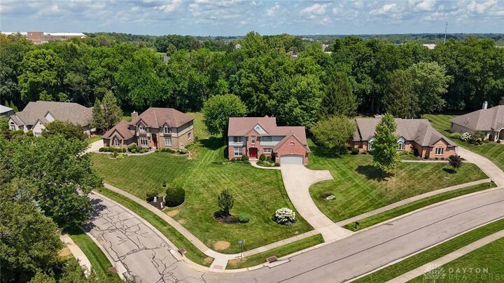 Property Photo: 2501 Tedbury Court OH 45459