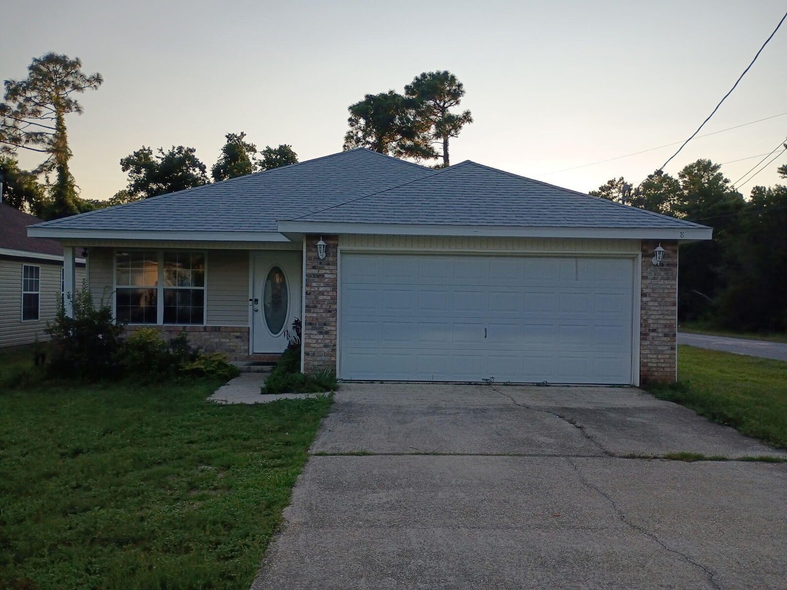 Property Photo: 8 Howard Street FL 32578