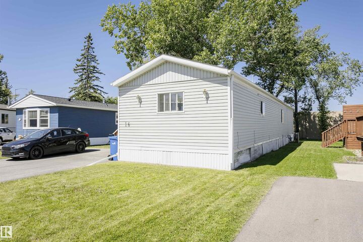 Property Photo:  16 Willow Park Estates  AB T9E 5P8 