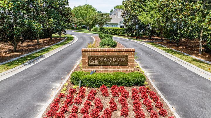 Property Photo: 202 Churchill Downs VA 23310