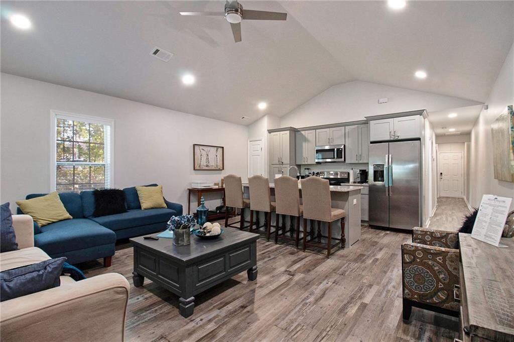 Property Photo: 213 Claire Drive SE B GA 30315