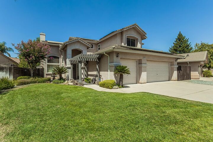 Property Photo:  5094 W Cromwell Avenue  CA 93722