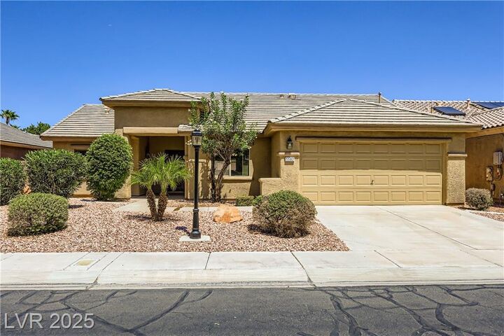 5582 Little Lake Avenue  Las Vegas NV 89122 photo