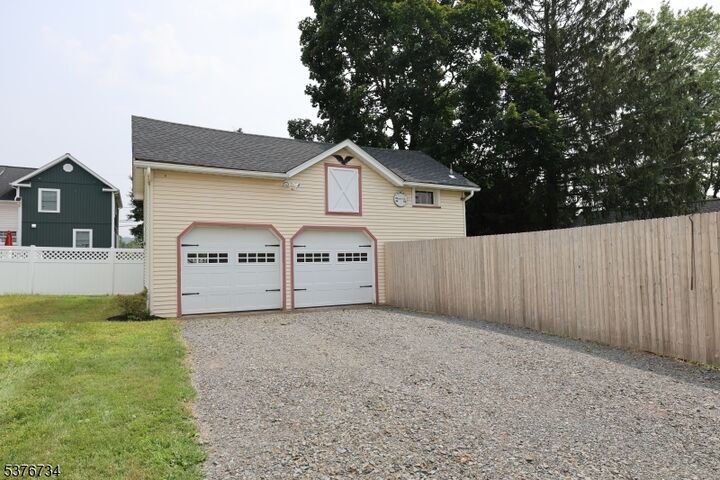 Property Photo:  18 Dumont Rd  NJ 07931 