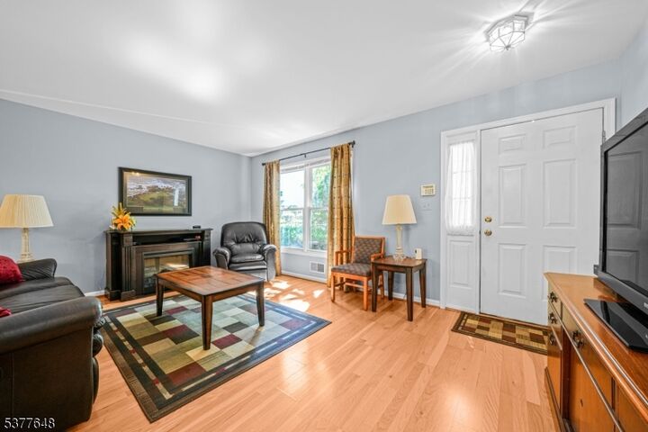 Property Photo: 33 Woods Edge Dr NJ 07866