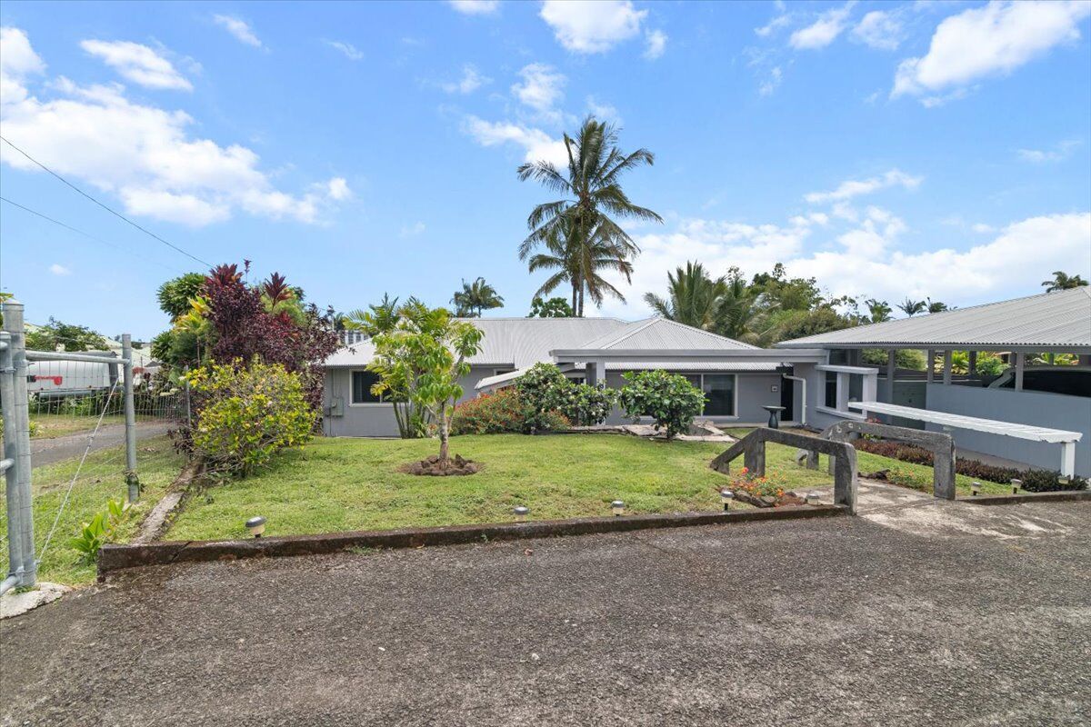Property Photo: 38 Mehau Ln HI 96720