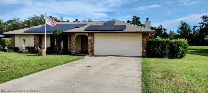 Property Photo: 4006 Duffer Road FL 33872