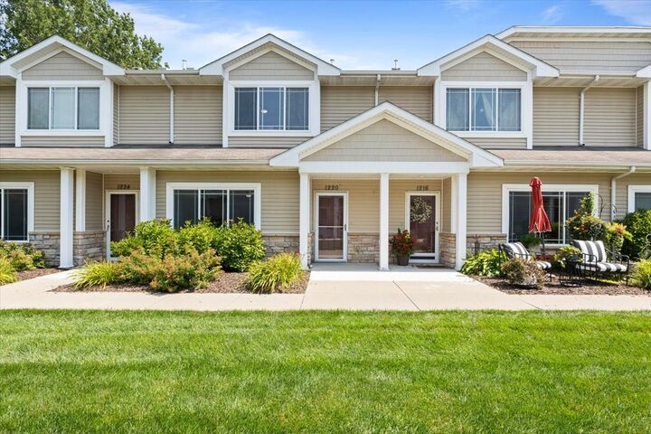 1220 NE 8th Lane  Ankeny IA 50021 photo