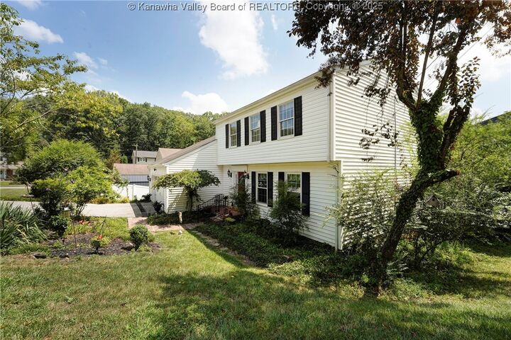 Property Photo: 5334 Luray Lane WV 25313