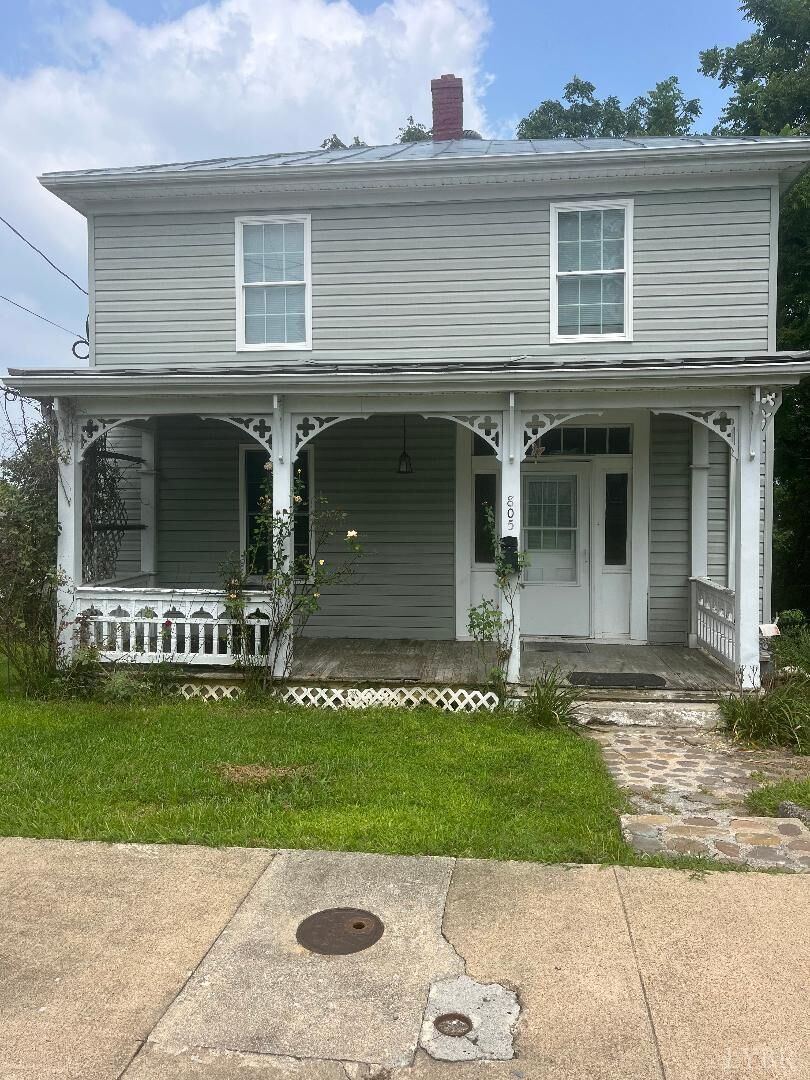 Property Photo: 805 Sudbury Street VA 24401