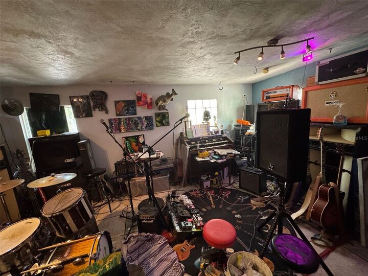 Property Photo:  625 Aurora Street  FL 32119 