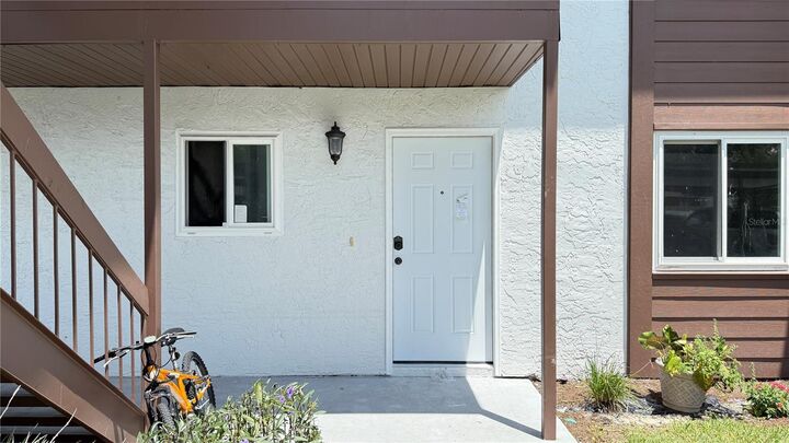 Property Photo:  39132 County Road 54 2060  FL 33542 